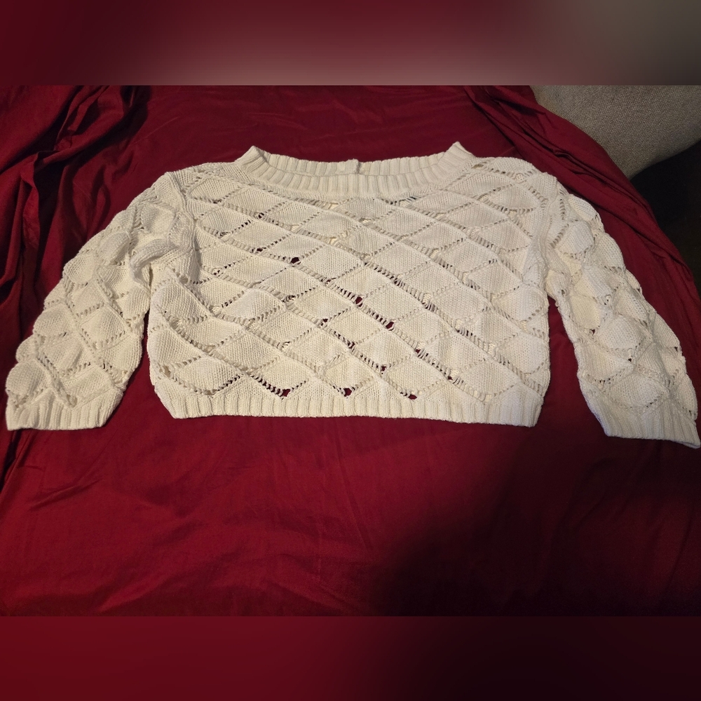 WOMEN CROP SWEATER